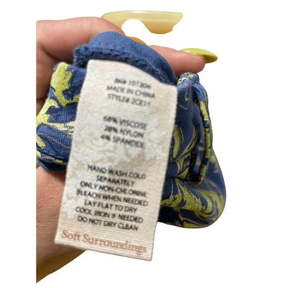 Soft Surroundings Women's Elisabetta Ankle Pants Blue Green Floral Size Large - Picture 9 of 9